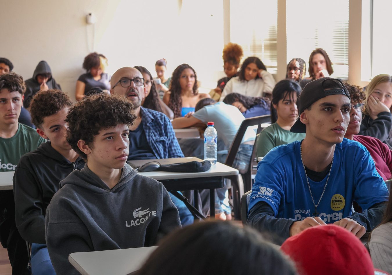 Alunos do Pode crer